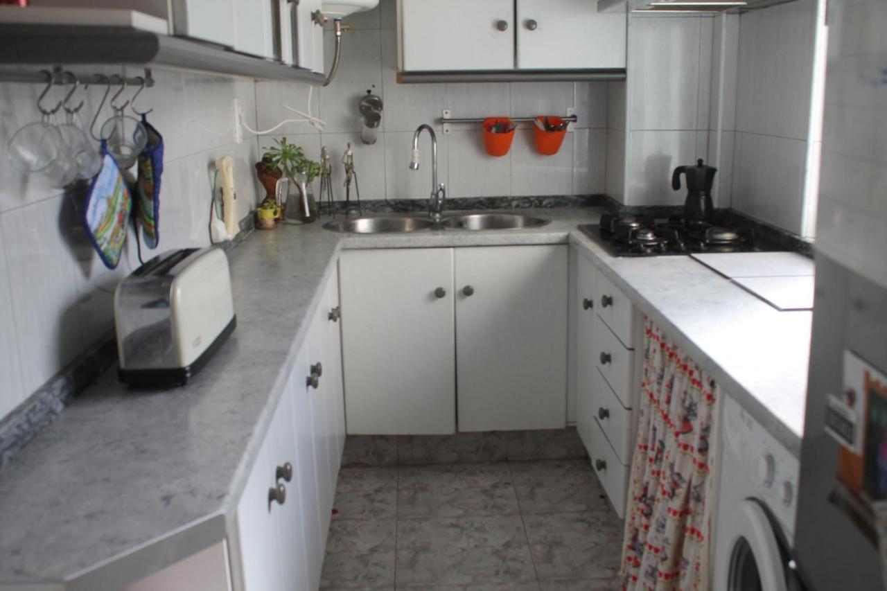 Coty'S Beach, Habitaciones En Casa Compartida بينالماذينا المظهر الخارجي الصورة